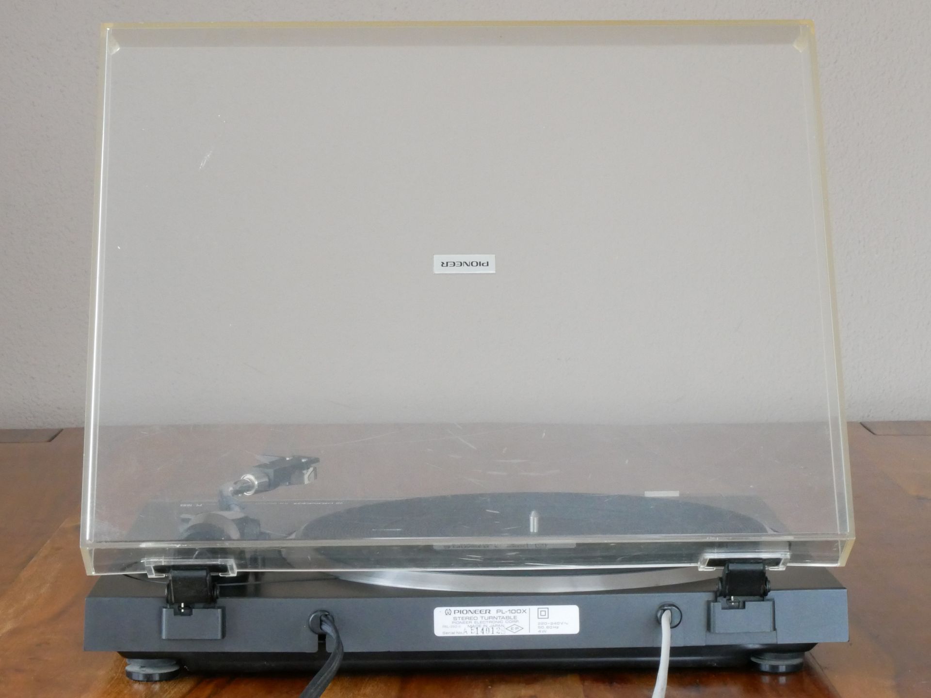 PIONEER PL-100X: hinten geöffnet 